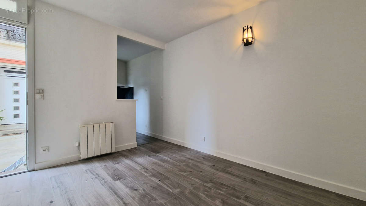 Appartement à COLOMBES