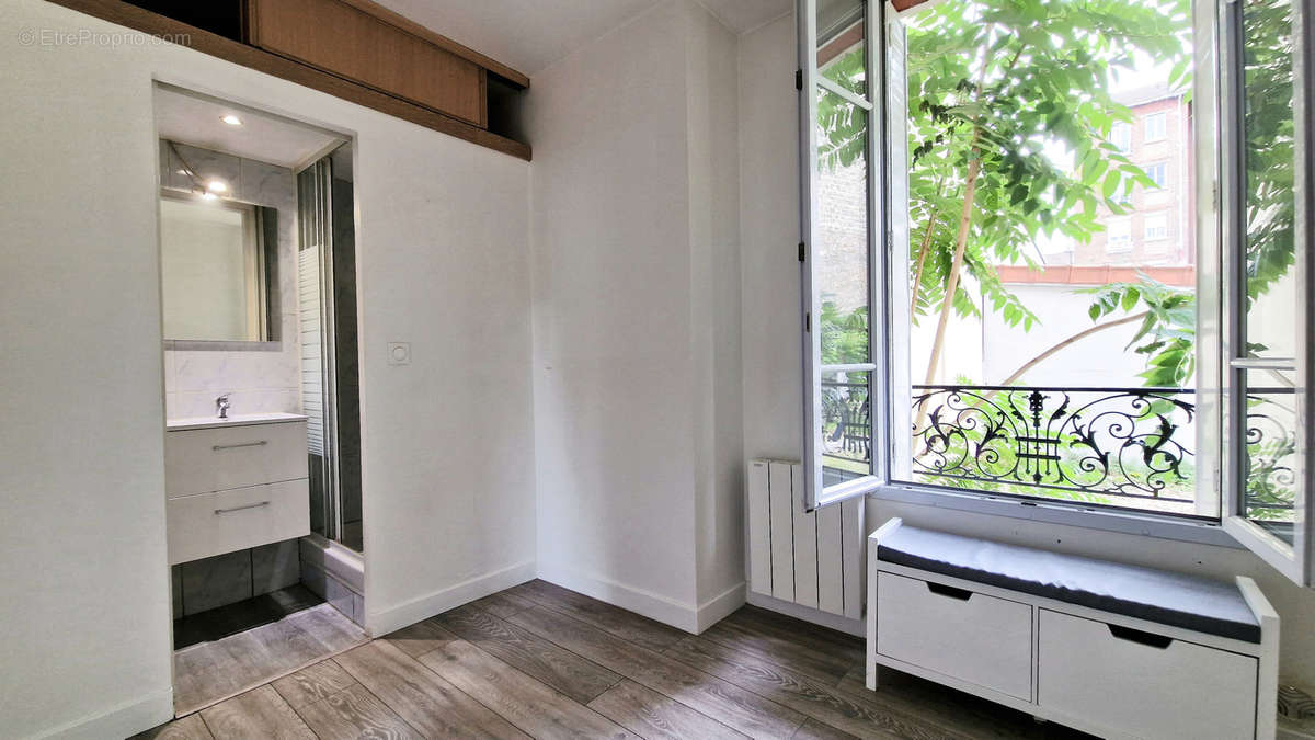 Appartement à COLOMBES