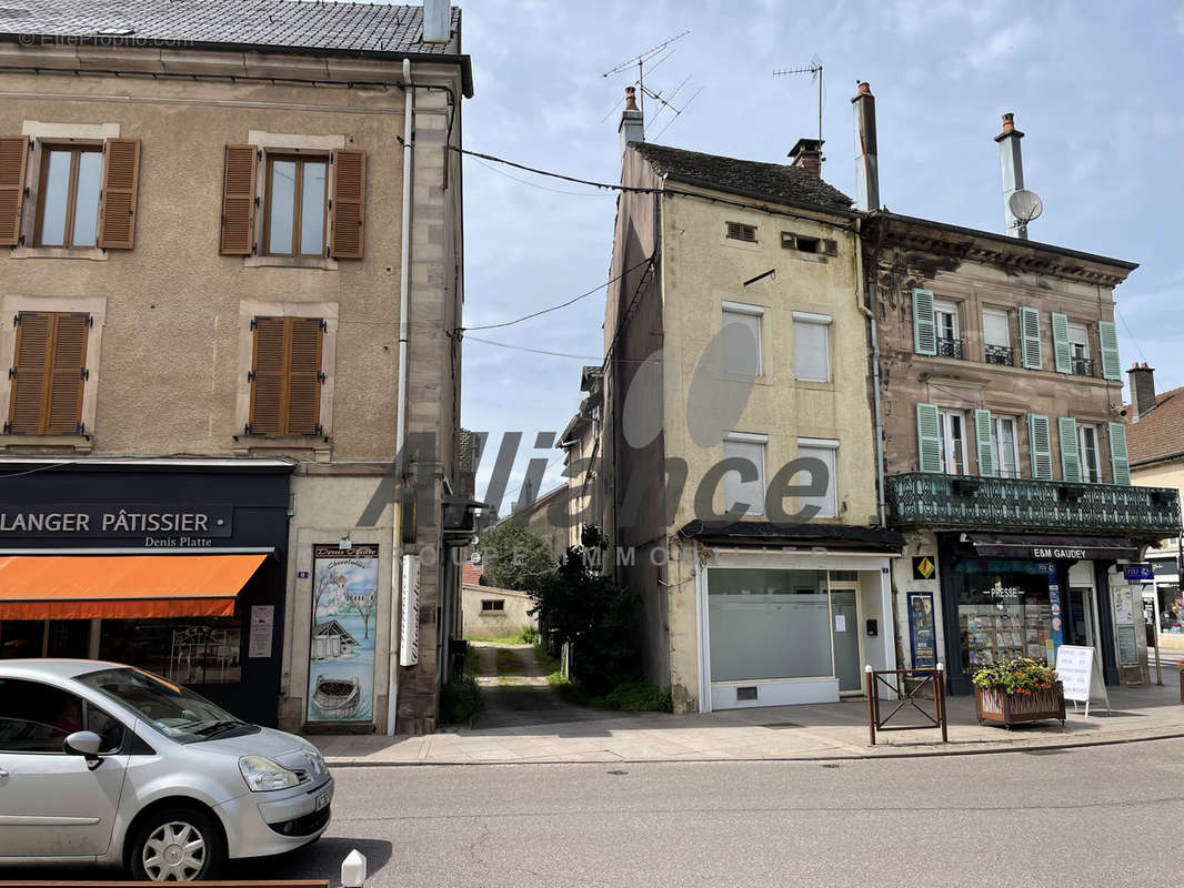 Appartement à FOUGEROLLES