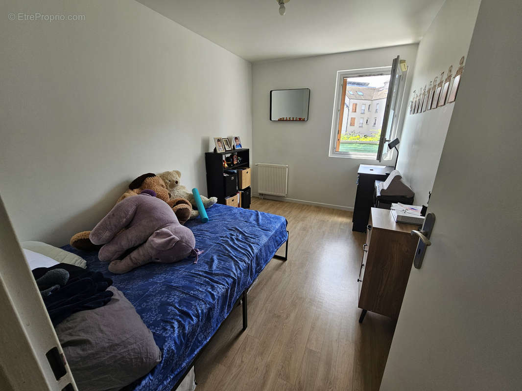 Appartement à LINAS