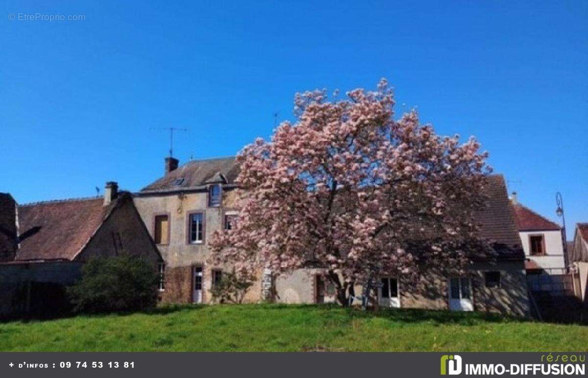 Maison à BRETONCELLES