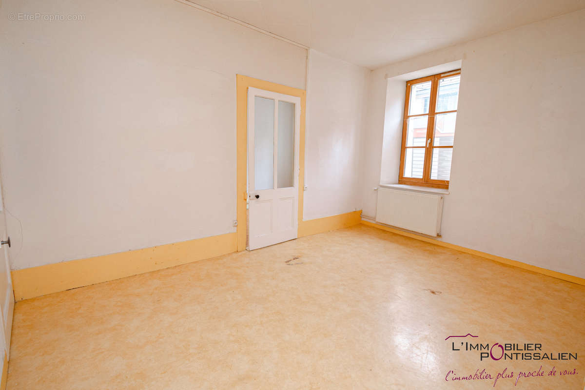 Appartement à PONTARLIER