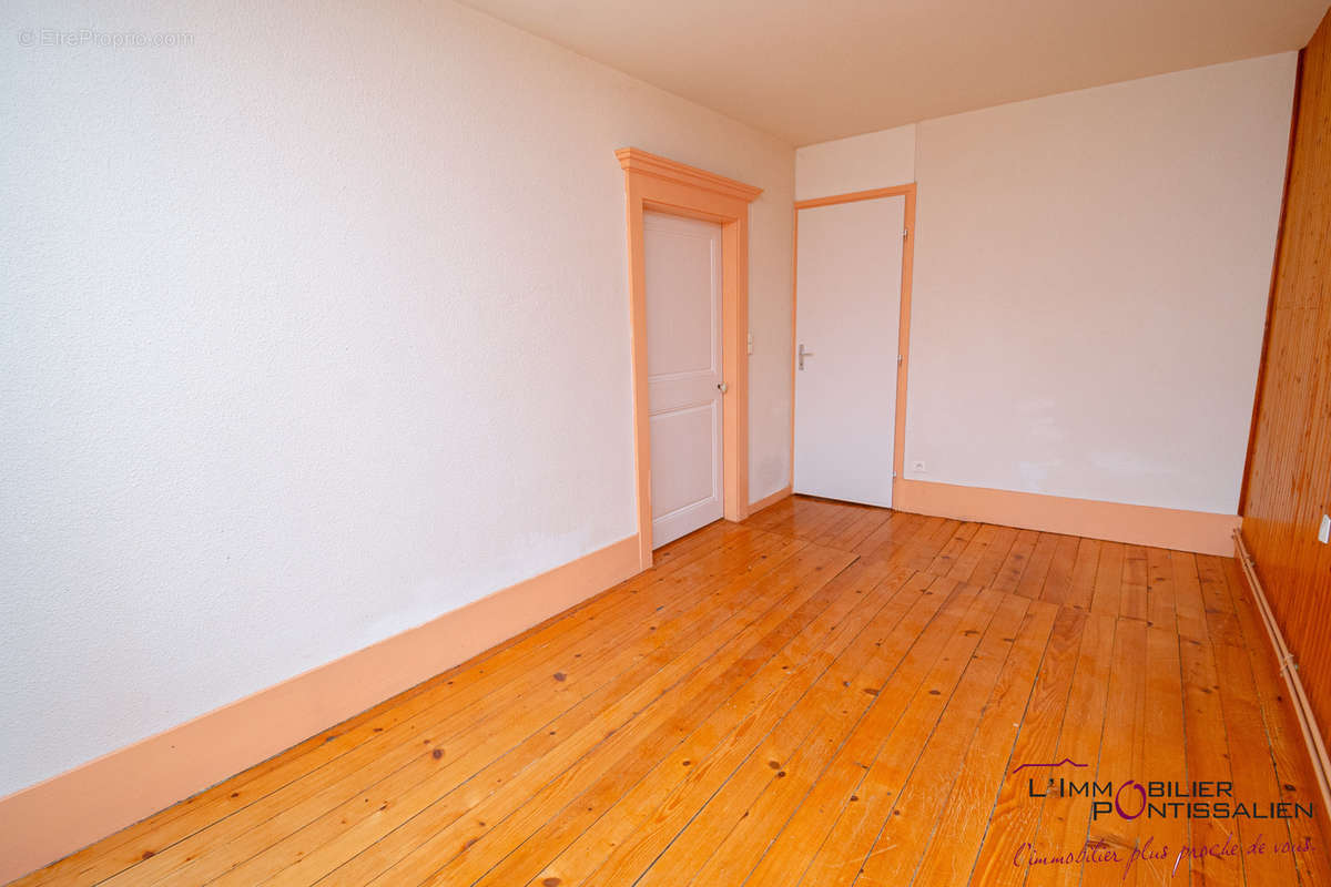 Appartement à PONTARLIER