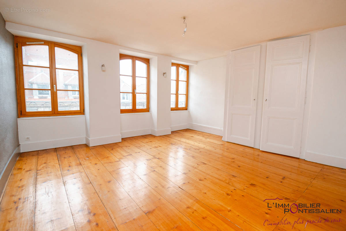 Appartement à PONTARLIER