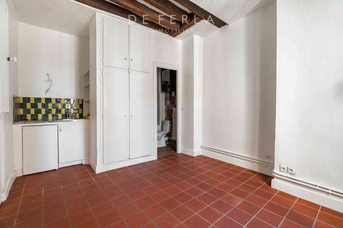 Appartement à PARIS-5E