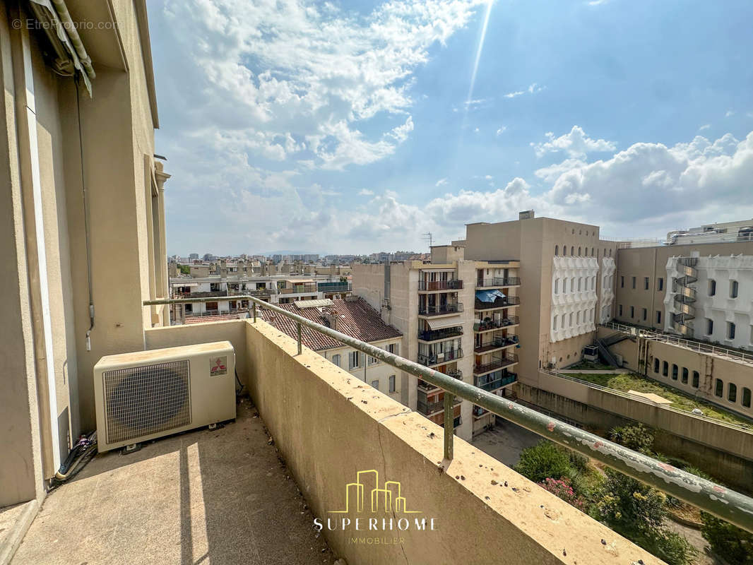 Appartement à MARSEILLE-3E