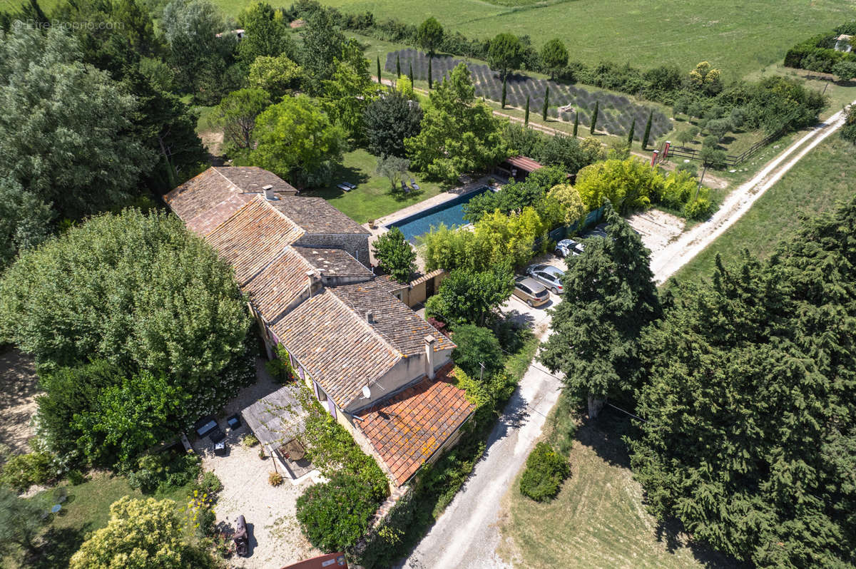 Maison à SARRIANS