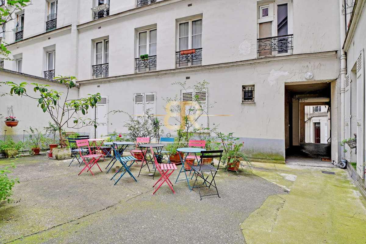 Appartement à PARIS-18E