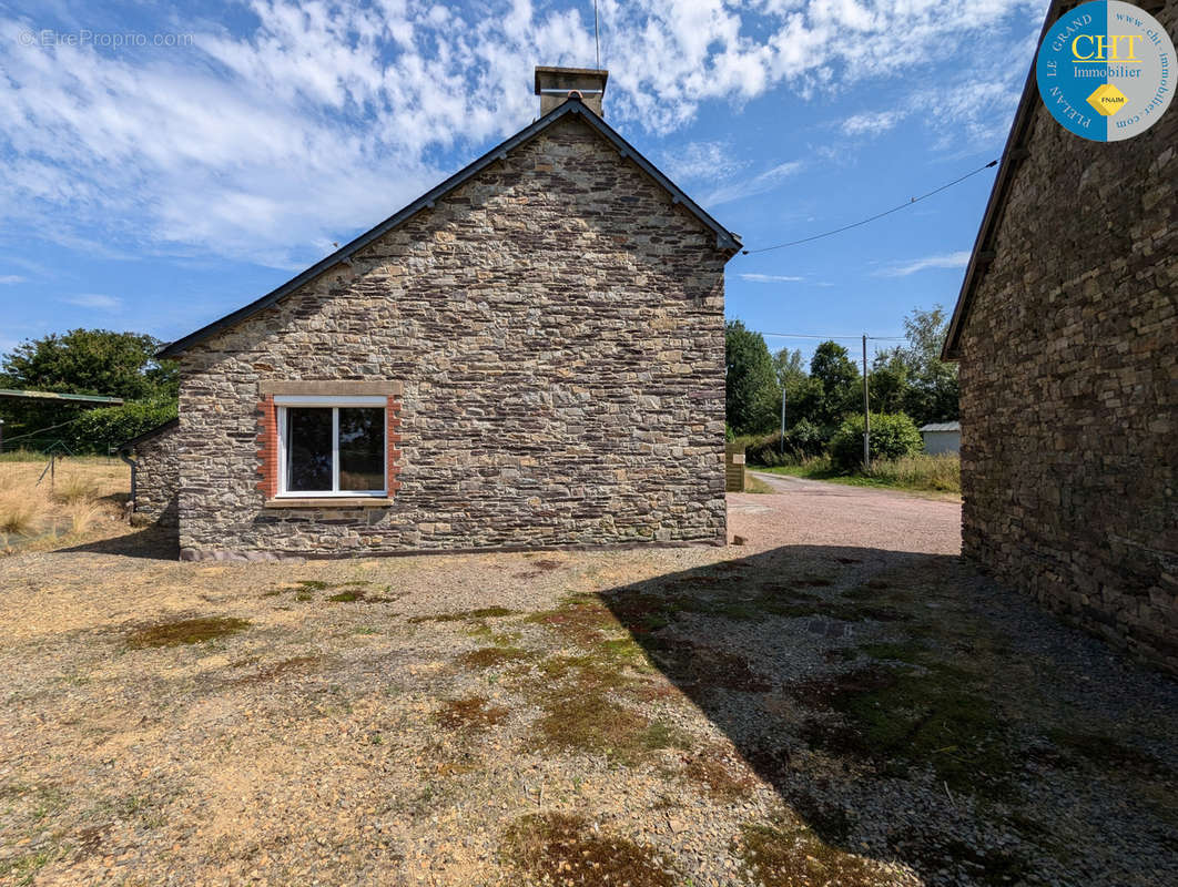 Maison à PLELAN-LE-GRAND