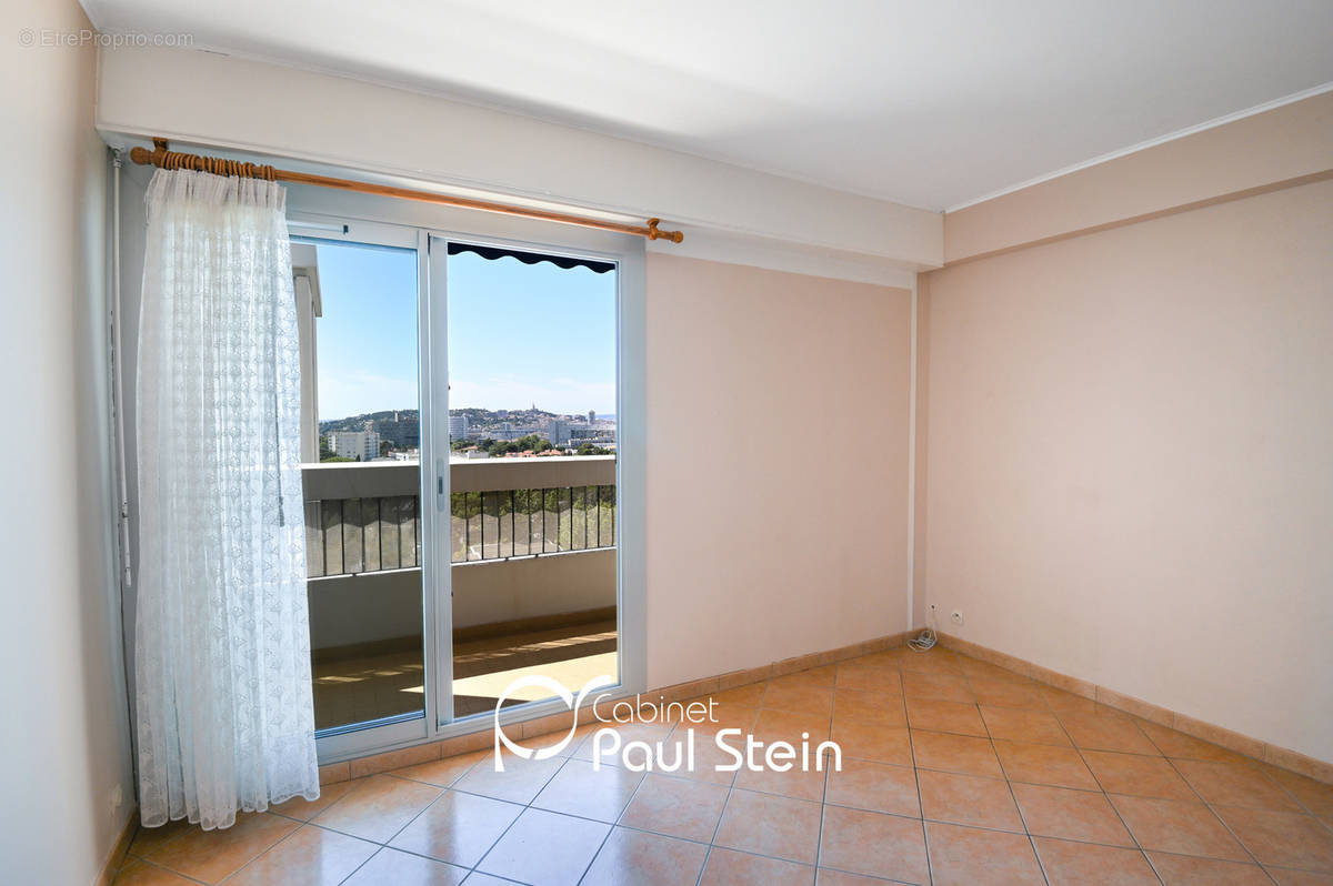 Appartement à MARSEILLE-9E