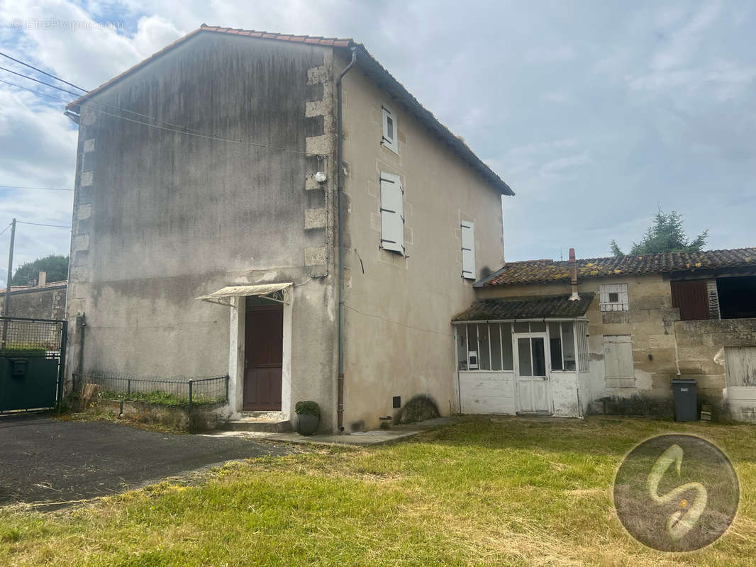 Maison à SAINT-MAIXENT-L&#039;ECOLE