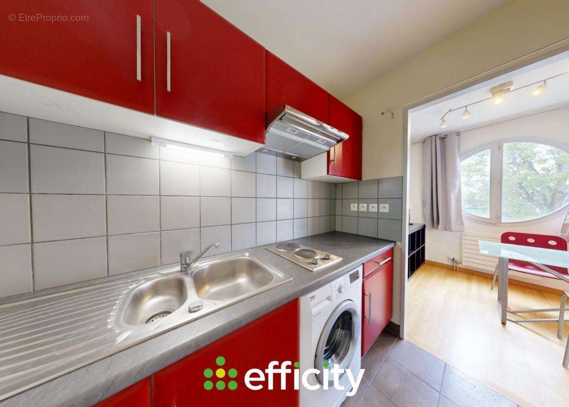 Appartement à LYON-9E