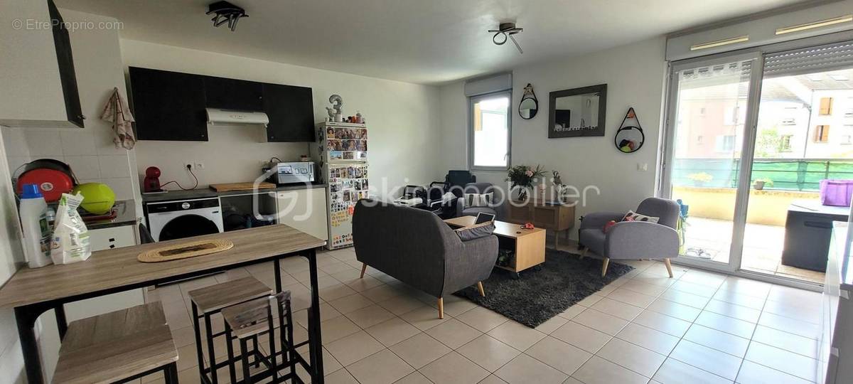 Appartement à LINAS