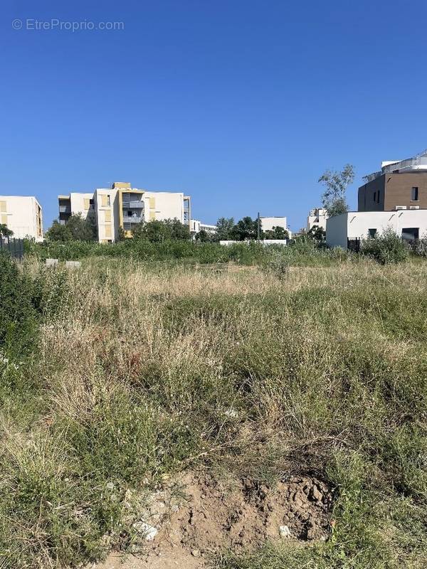 Terrain à SERIGNAN