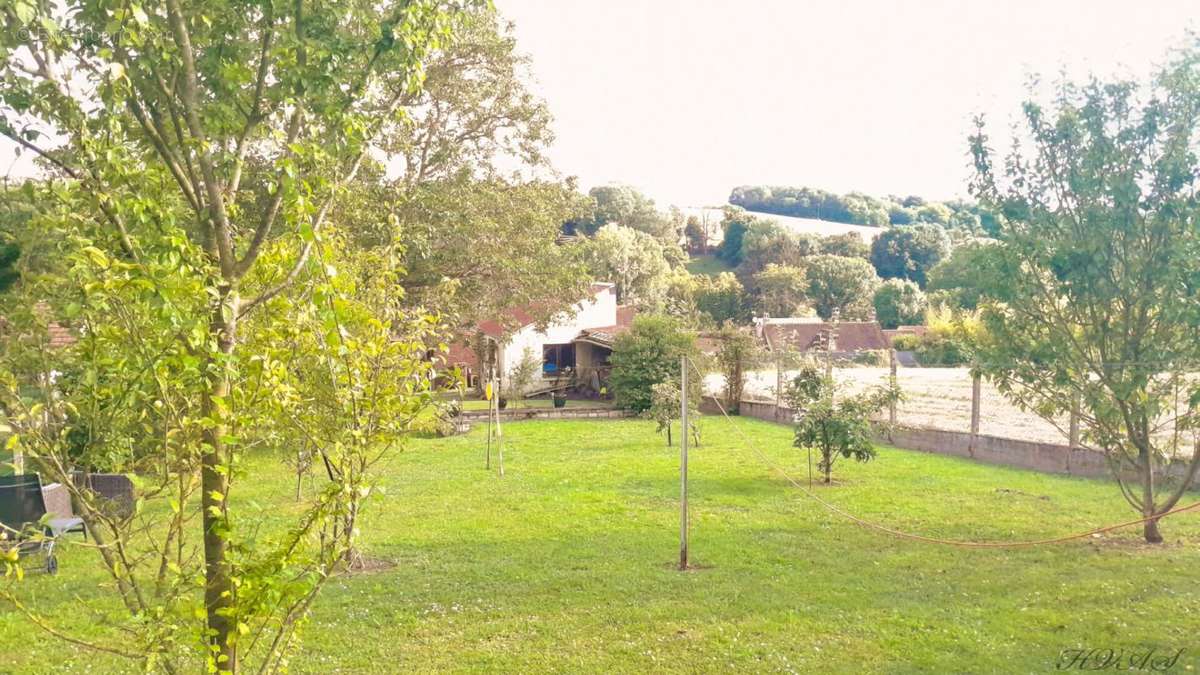 Maison à ALLONNE