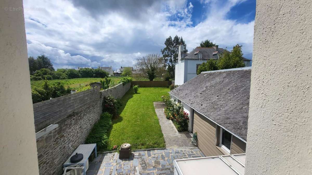 Maison à SAINT-JOUAN-DES-GUERETS