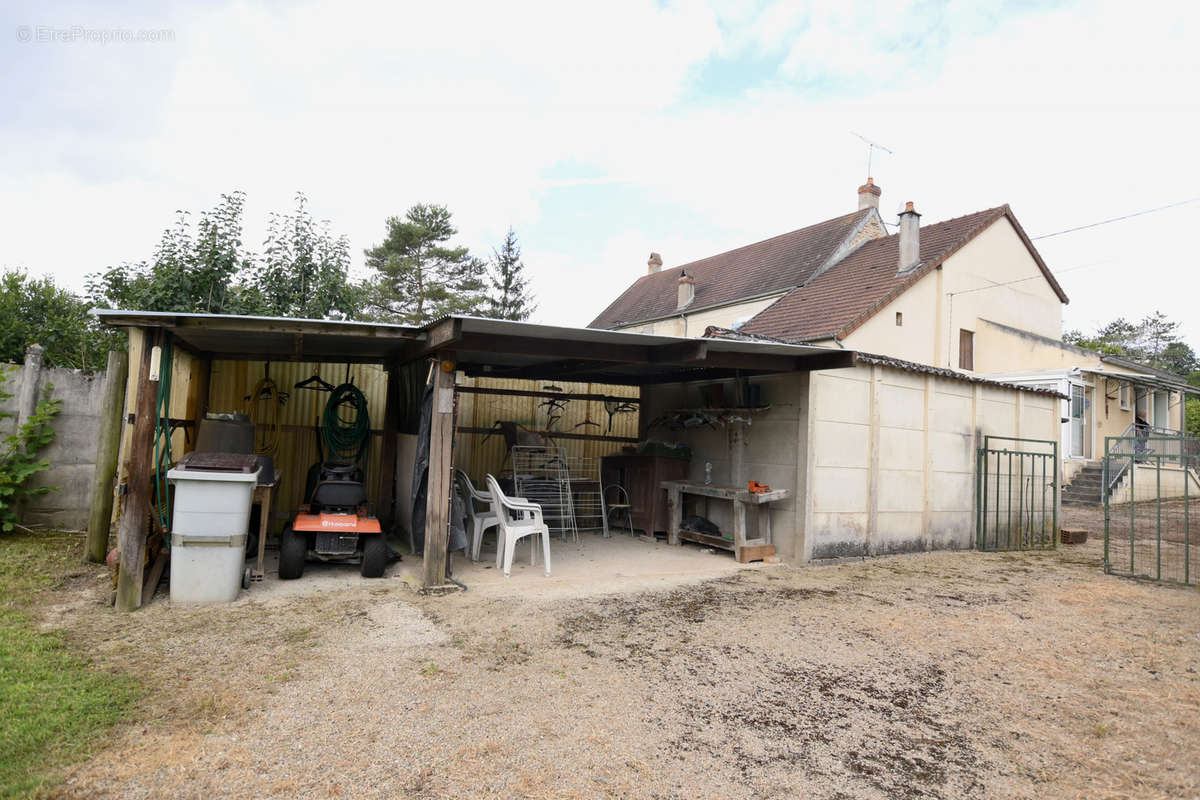 Maison à VEZELAY