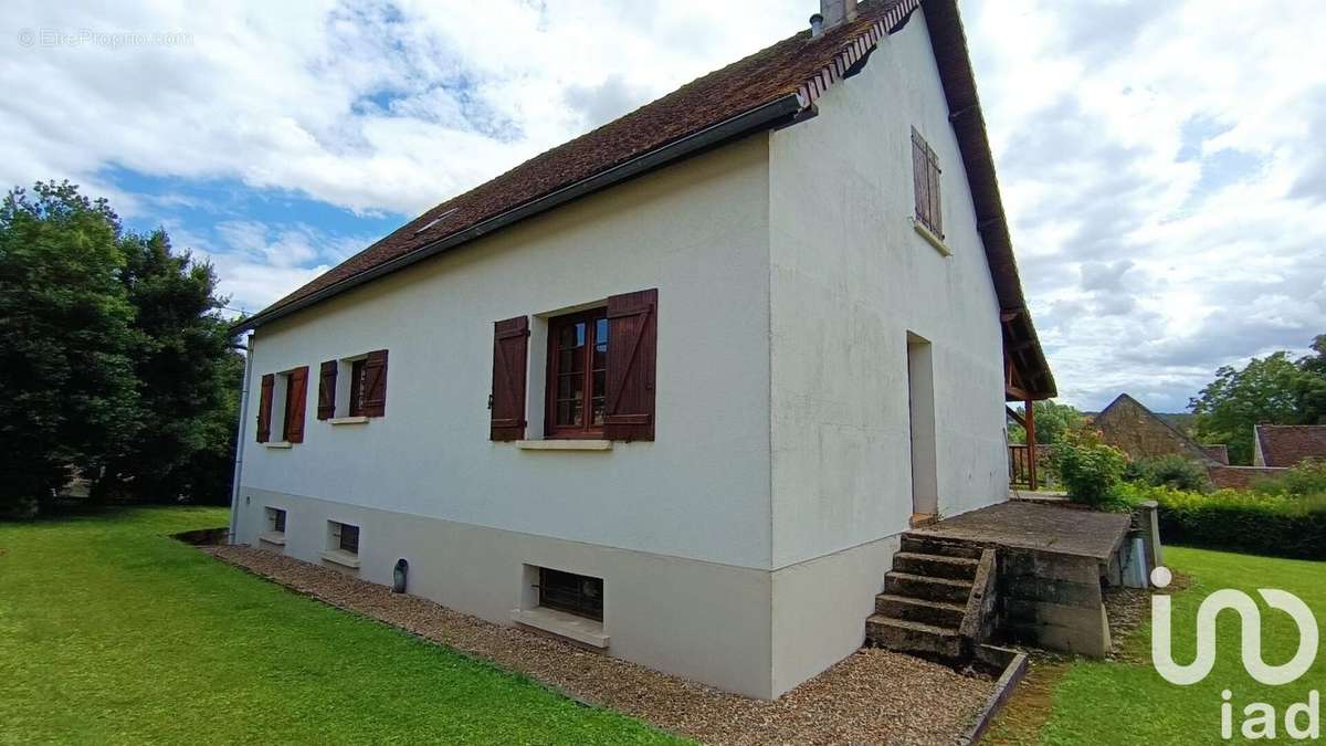 Photo 2 - Maison à THORIGNY-SUR-OREUSE