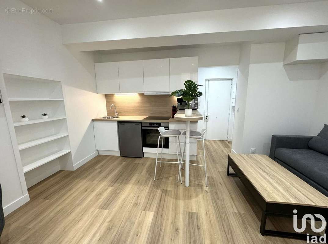 Photo 3 - Appartement à PARIS-7E