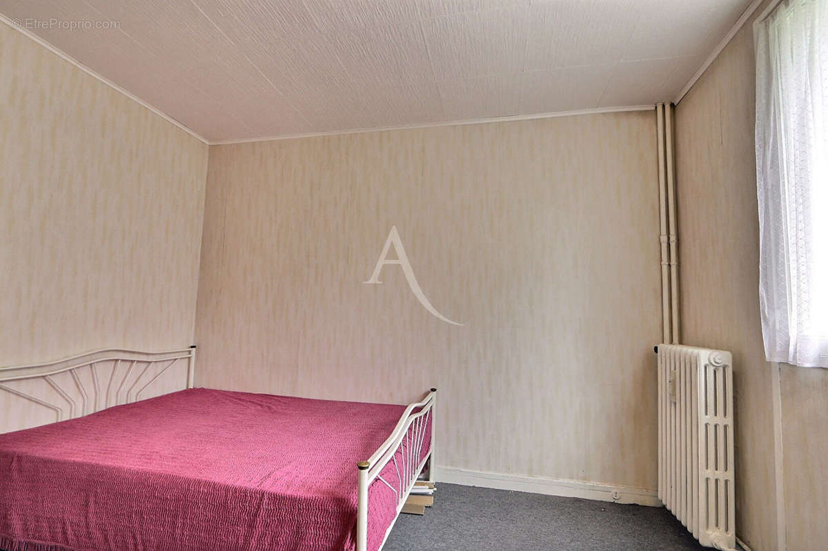 Appartement à AUBERVILLIERS