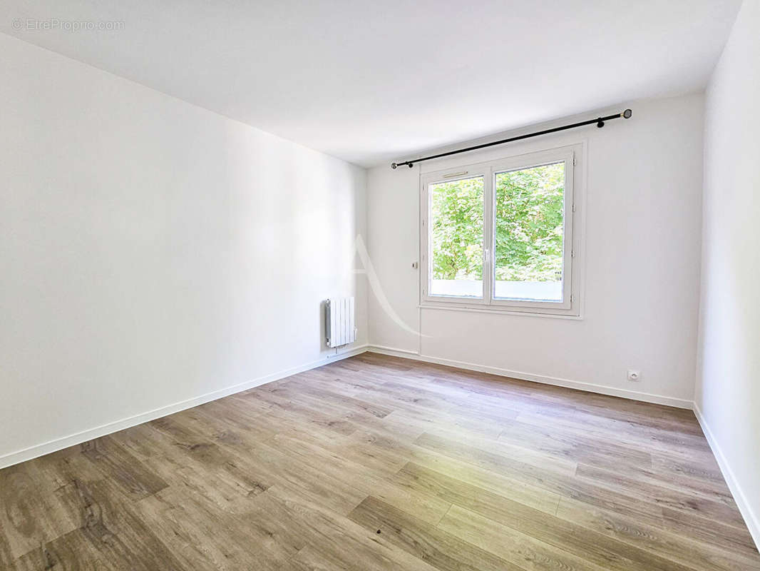 Appartement à VAIRES-SUR-MARNE