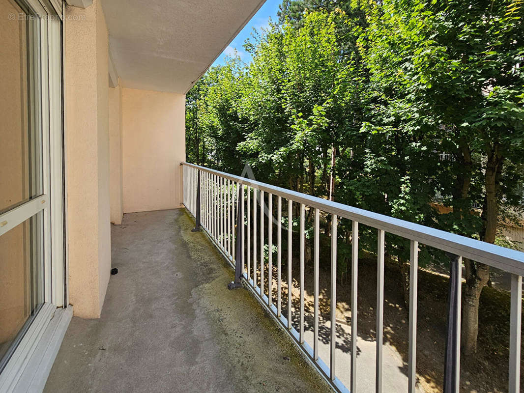 Appartement à VAIRES-SUR-MARNE