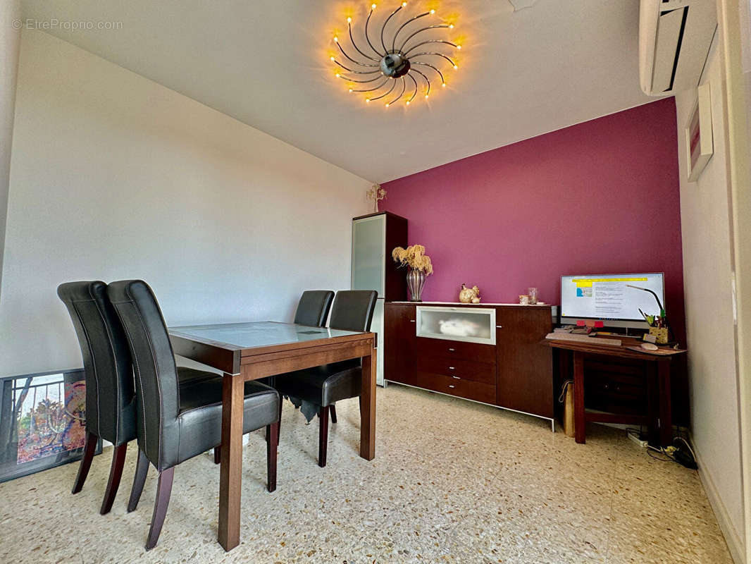 Appartement à MARSEILLE-12E