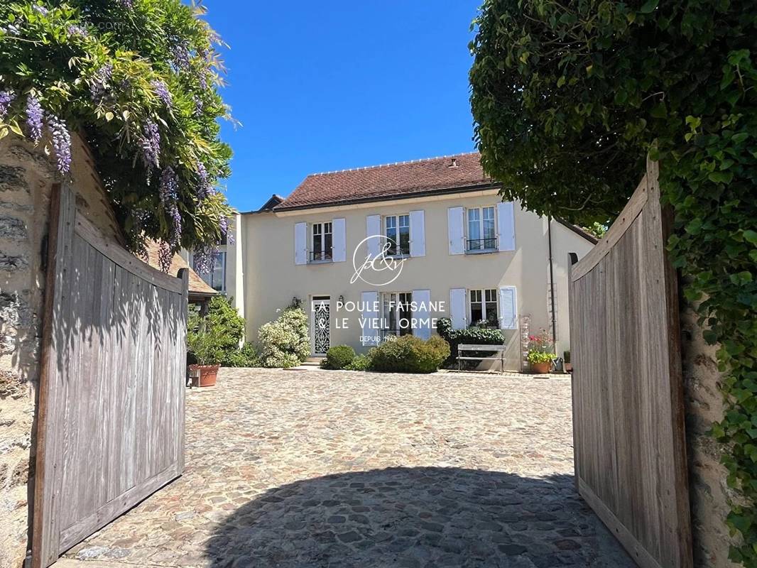 Maison à MONTFORT-L&#039;AMAURY