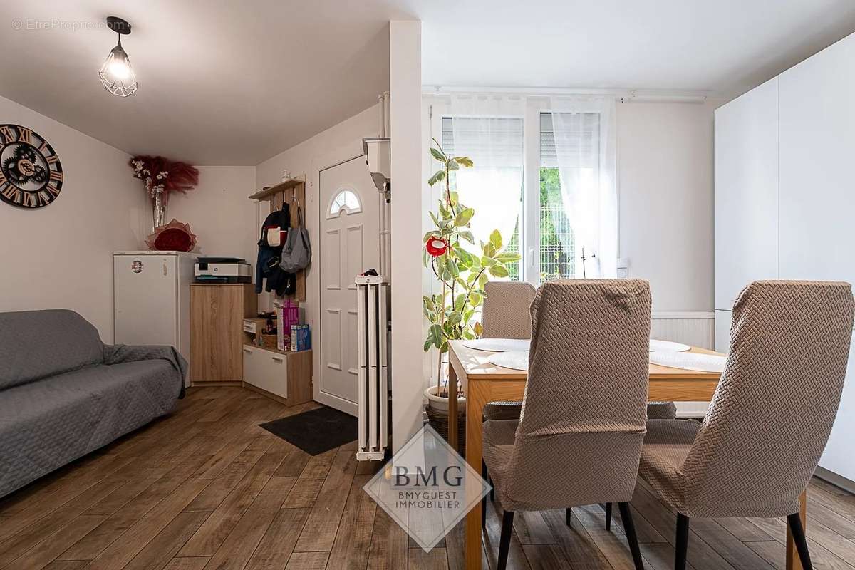 Appartement à CHAMPS-SUR-MARNE