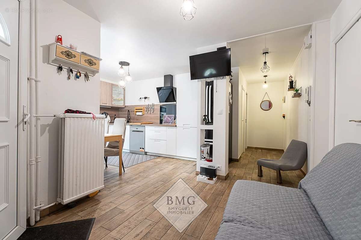 Appartement à CHAMPS-SUR-MARNE