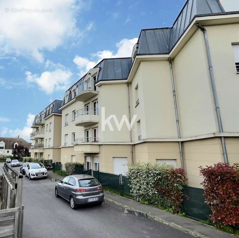 Appartement à CORBEIL-ESSONNES