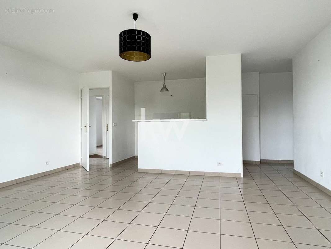 Appartement à CORBEIL-ESSONNES