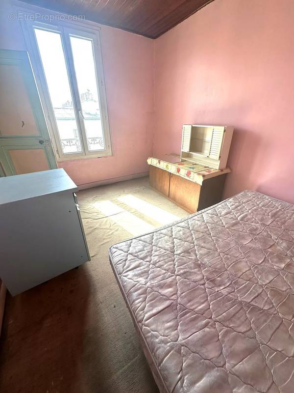 Appartement à PARIS-20E