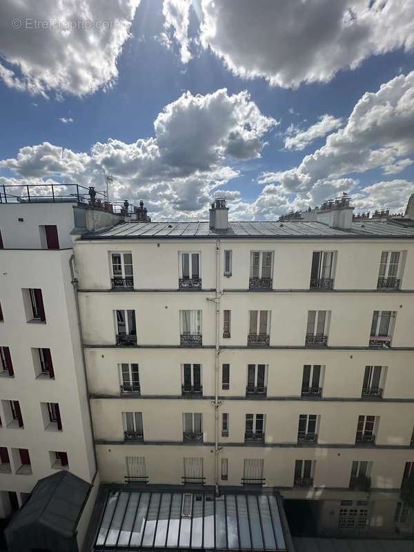 Appartement à PARIS-20E