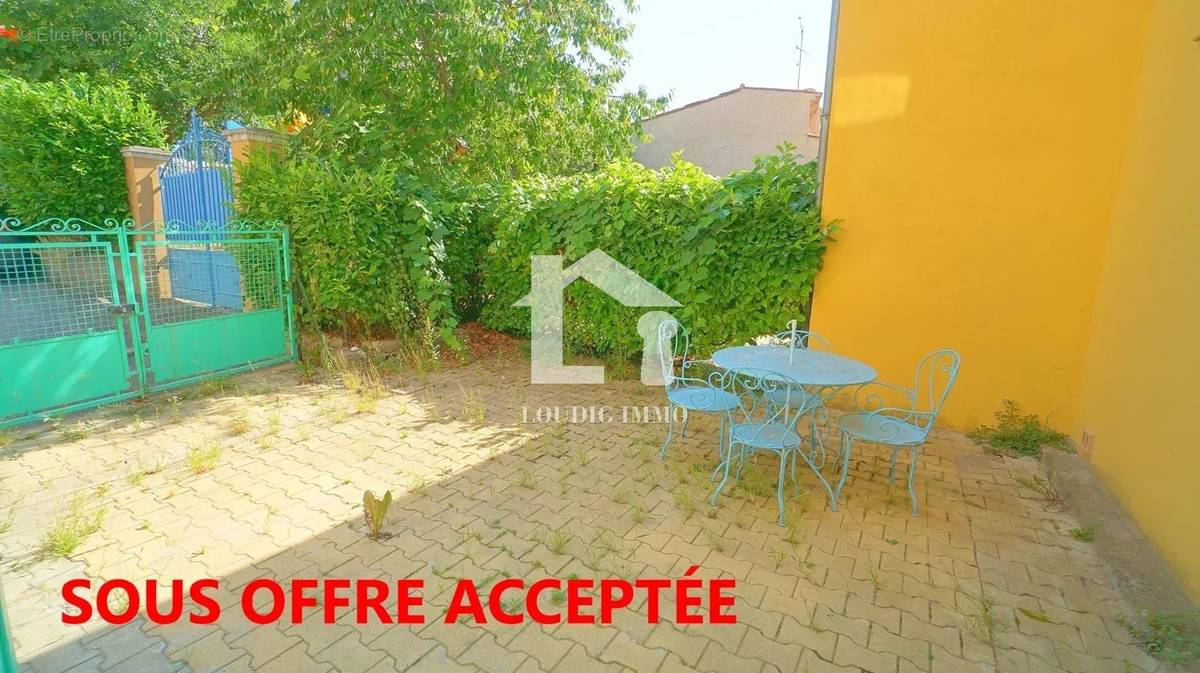 Appartement à GREOLIERES