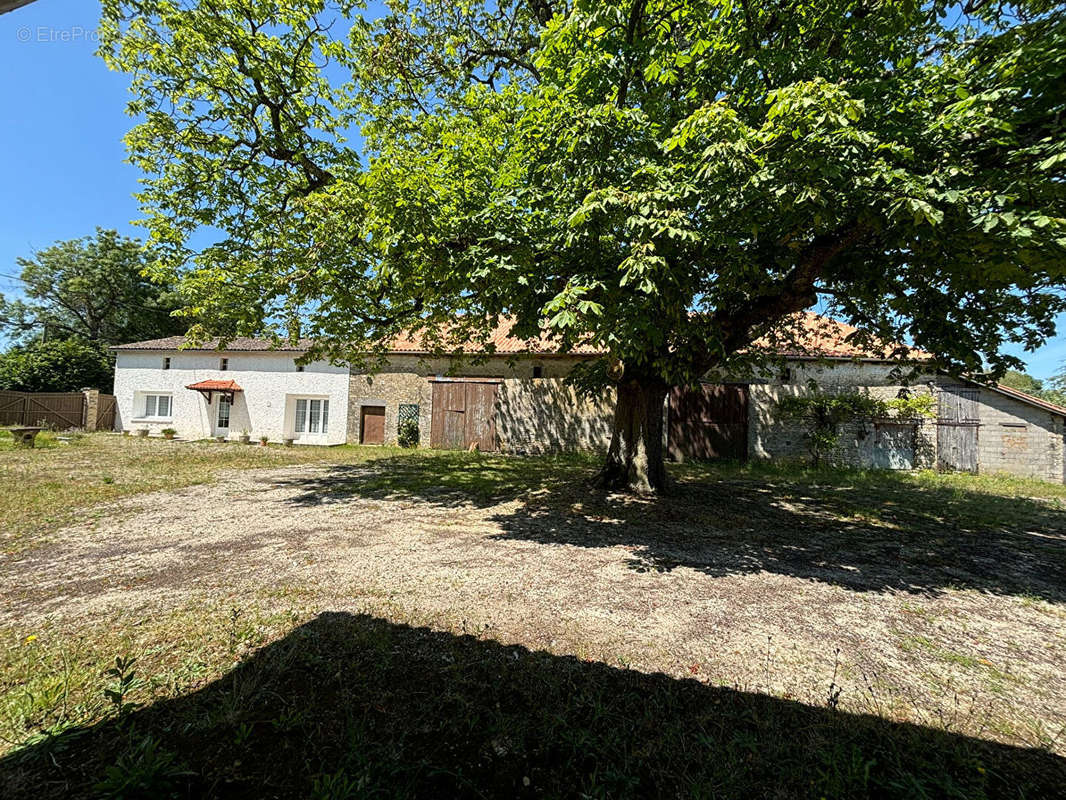 Maison à CHAUNAY