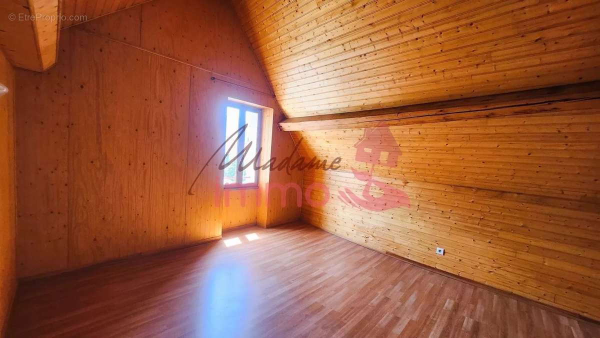 Appartement à LOURDES