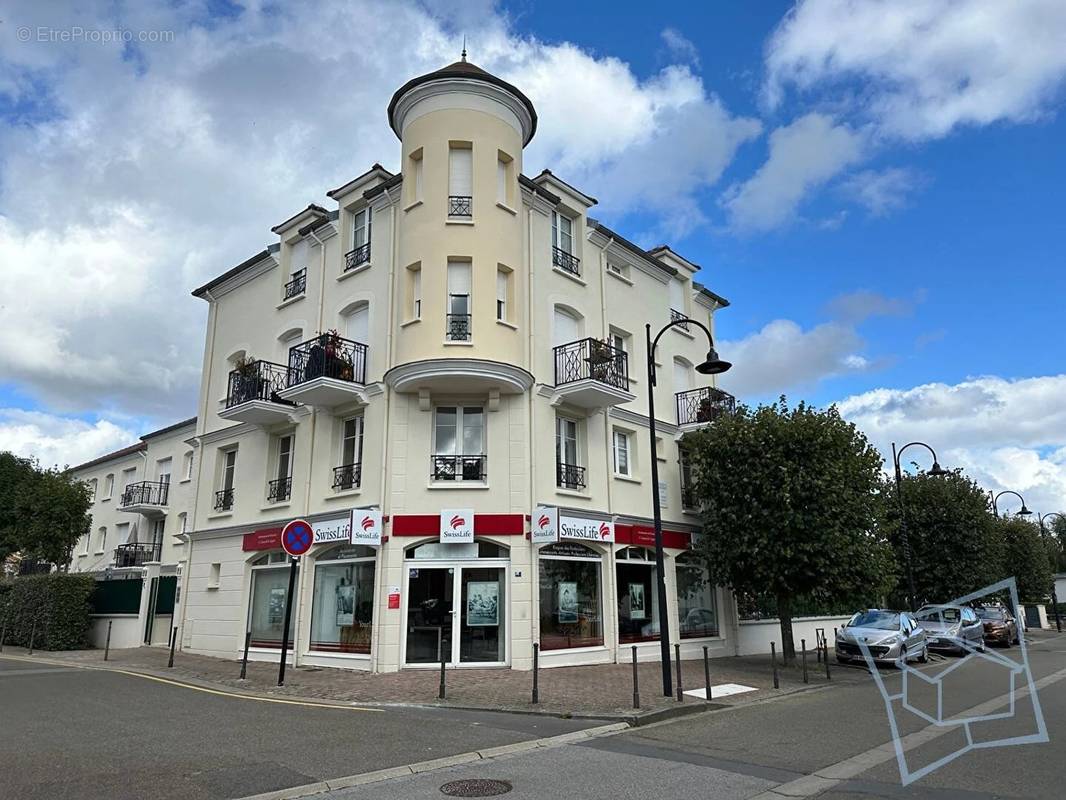 Appartement à VOISINS-LE-BRETONNEUX