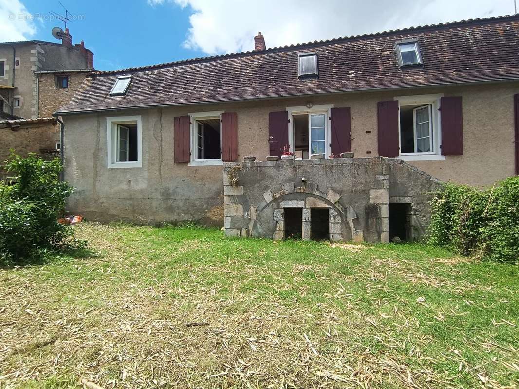 Maison à SAINT-SAVIN