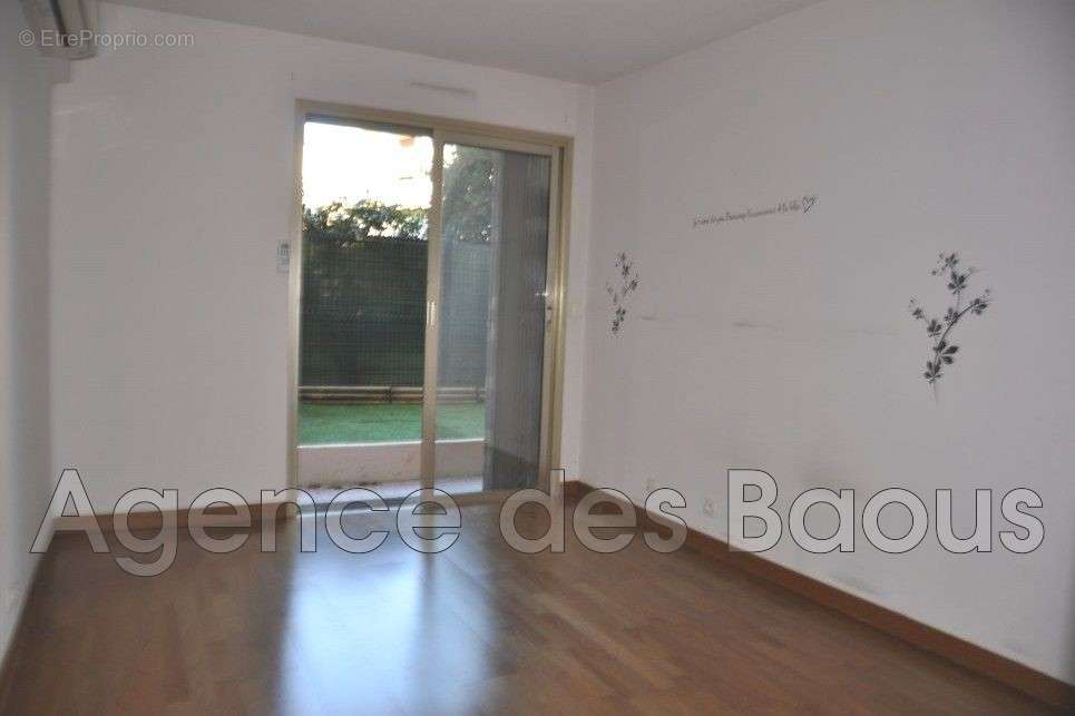 Appartement à VENCE