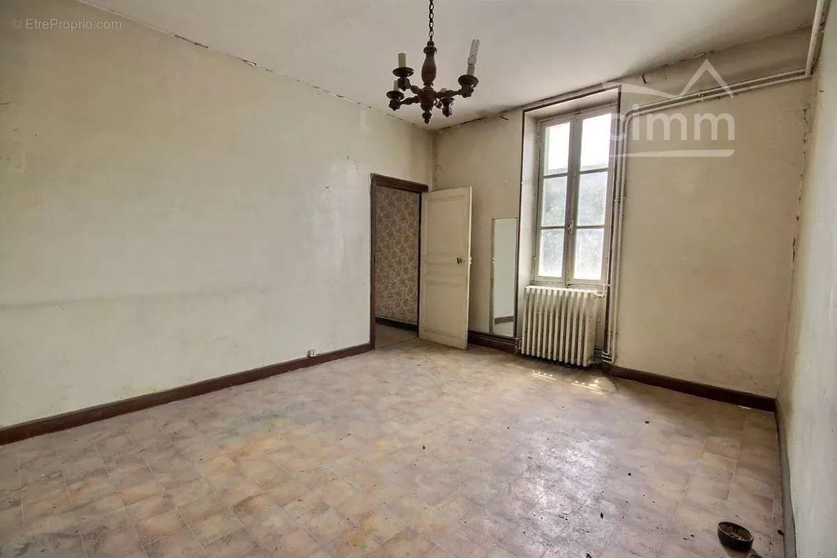 Appartement à LE TEIL