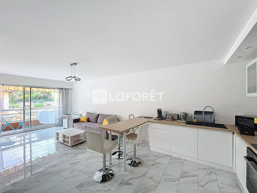 Appartement à MENTON