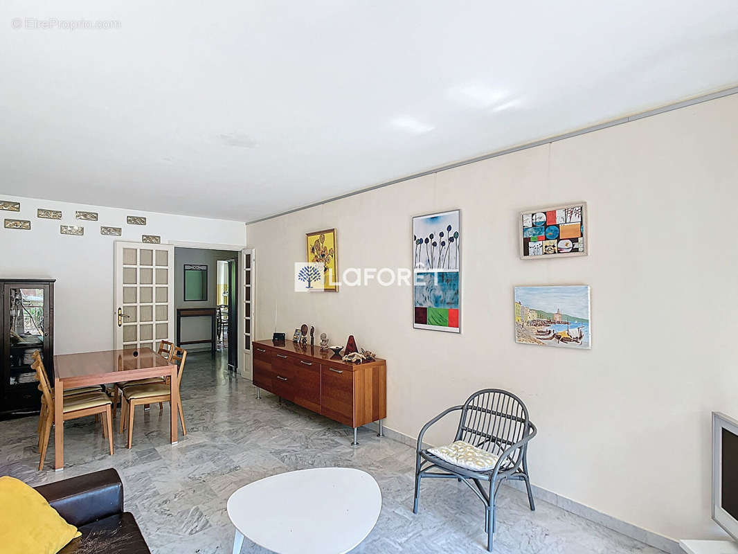 Appartement à MENTON