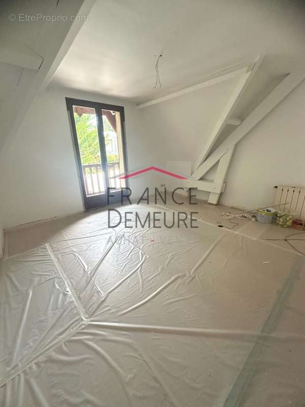 Maison a louer franconville - 6 pièce(s) - 150 m2 - Surfyn