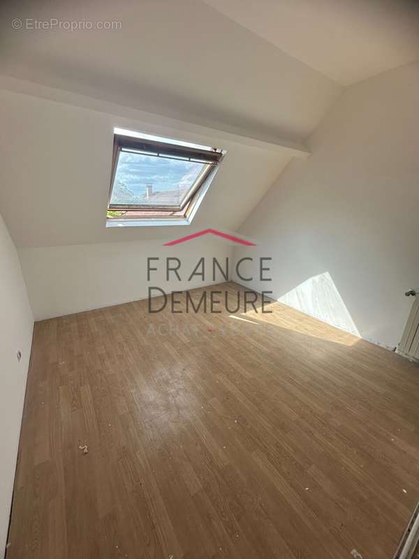 Maison a louer franconville - 6 pièce(s) - 150 m2 - Surfyn