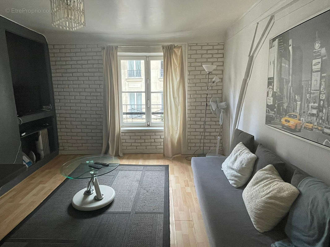 Appartement à PARIS-4E