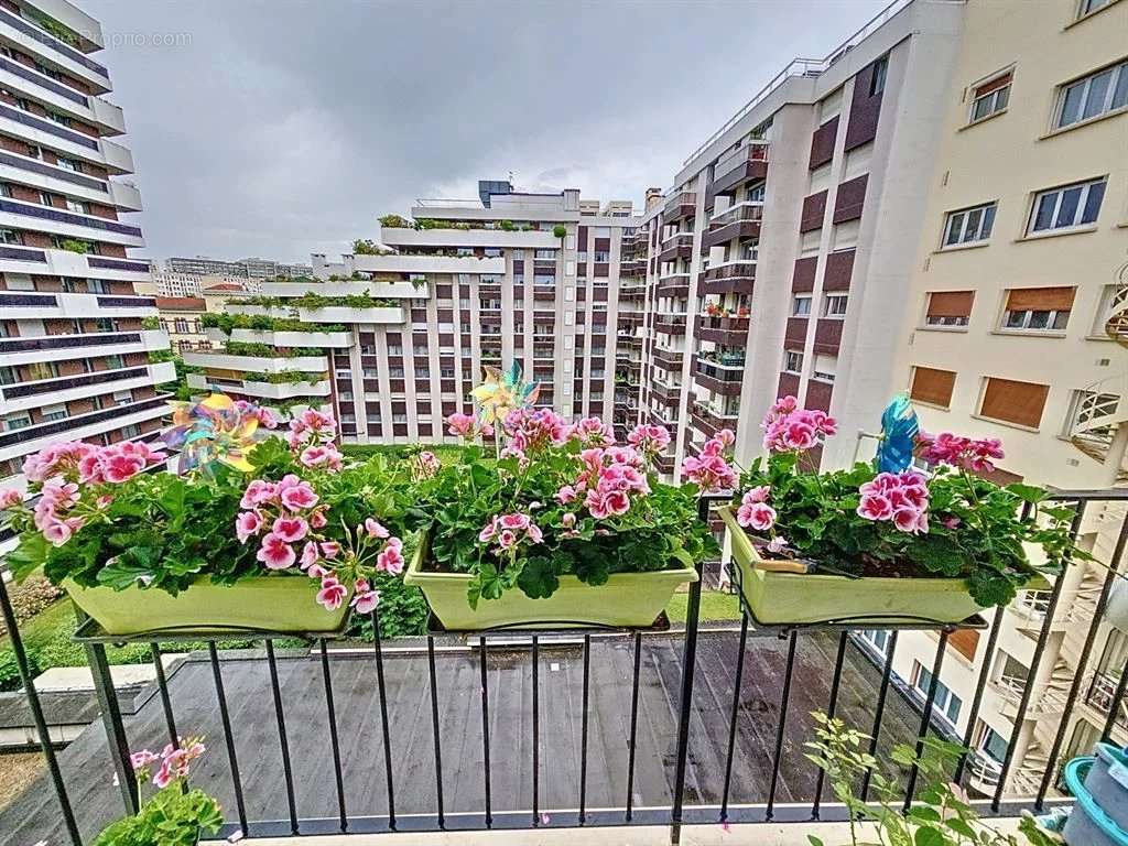 Appartement à PARIS-12E