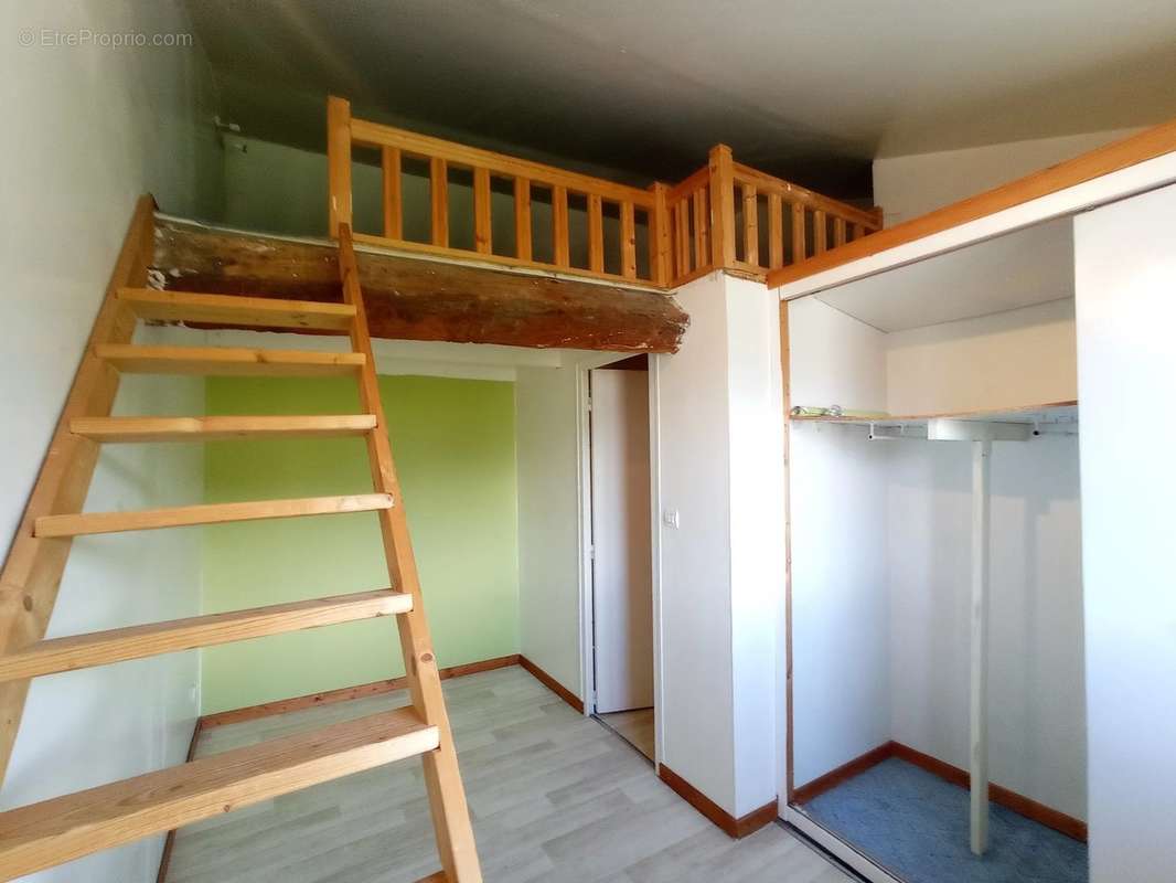 Appartement à LA MURE