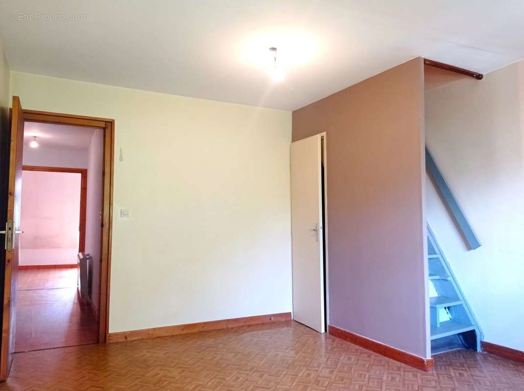 Appartement à LA MURE