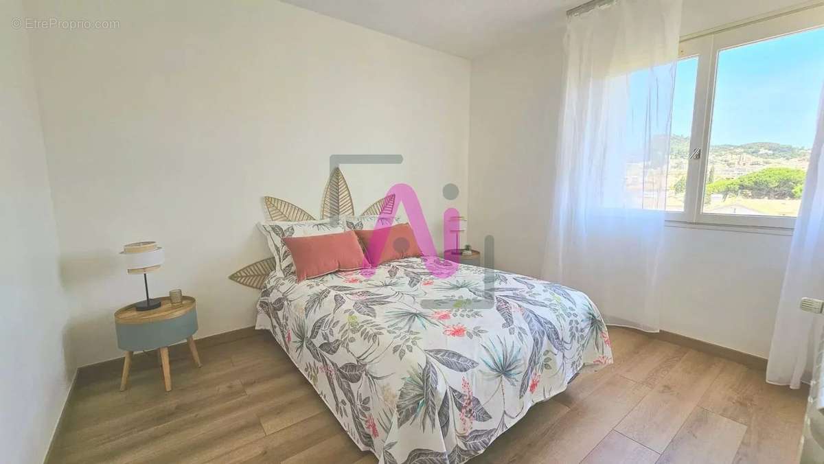 Appartement à HYERES